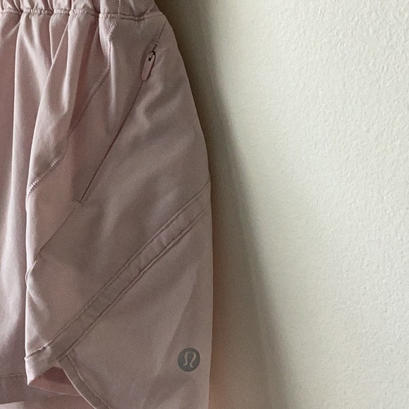 Lululemon Track That Short in Pink Bliss Sz 2 - Picture 6 of 9